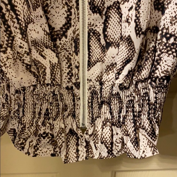 NWOT For HerNYC Jacket - Picture 3 of 4